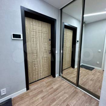 Продается 1-комнатная квартира, 51 м²