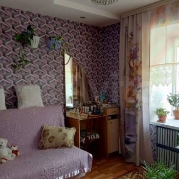 Продается Многокомнатная квартира, 75,9 м²