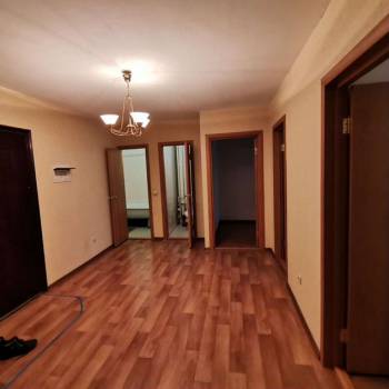 Сдается Многокомнатная квартира, 80 м²