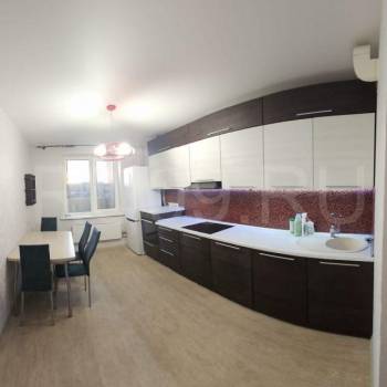 Продается 3-х комнатная квартира, 81 м²
