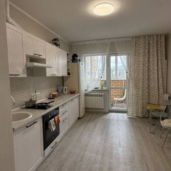 Продается 1-комнатная квартира, 44 м²