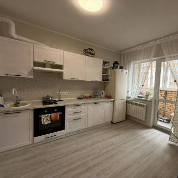 Продается 1-комнатная квартира, 44 м²