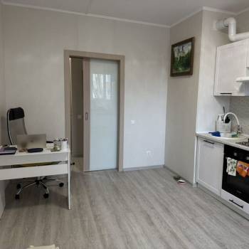 Продается 1-комнатная квартира, 44 м²