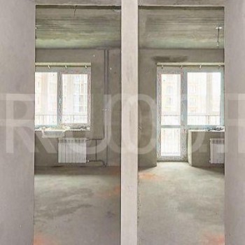 Продается 1-комнатная квартира, 42 м²