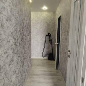 Сдается Многокомнатная квартира, 60 м²