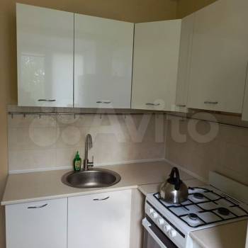 Продается 1-комнатная квартира, 37 м²