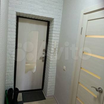 Продается 1-комнатная квартира, 37 м²