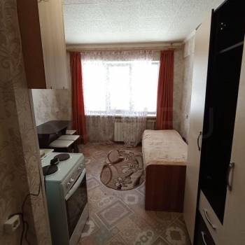 Продается 1-комнатная квартира, 14 м²