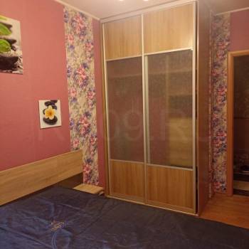 Продается 3-х комнатная квартира, 58 м²