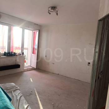 Продается 1-комнатная квартира, 42 м²