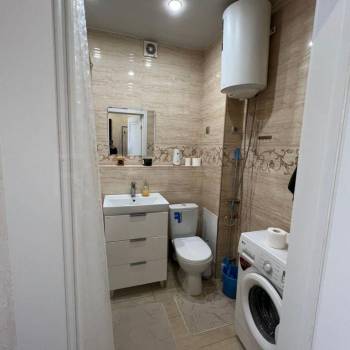 Продается 1-комнатная квартира, 45 м²