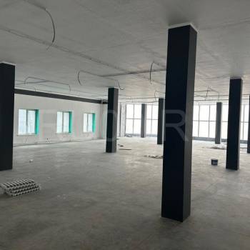 Сдается Нежилое помещение, 450 м²