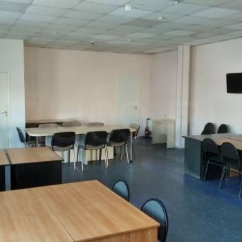 Сдается Нежилое помещение, 100 м²