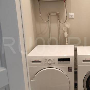 Продается Многокомнатная квартира, 105 м²