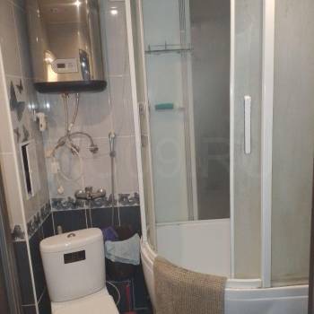 Продается 1-комнатная квартира, 45 м²