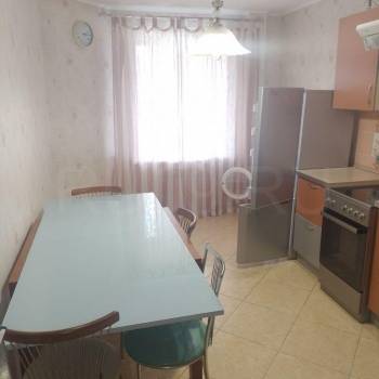 Продается 1-комнатная квартира, 45 м²