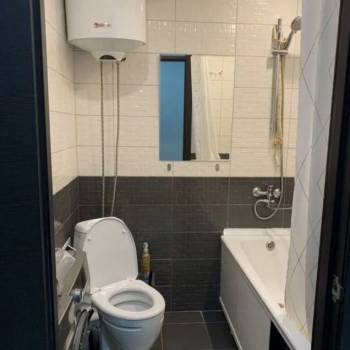 Продается 1-комнатная квартира, 40 м²