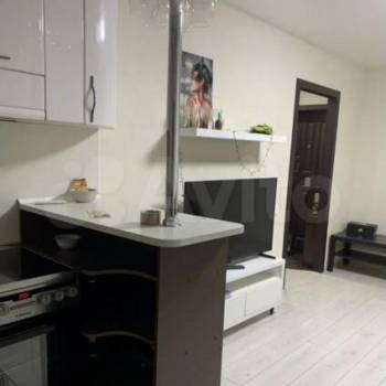 Продается 1-комнатная квартира, 40 м²