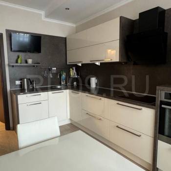 Сдается Многокомнатная квартира, 83 м²