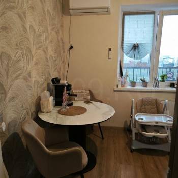 Продается 1-комнатная квартира, 39 м²