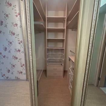 Сдается 2-х комнатная квартира, 79 м²