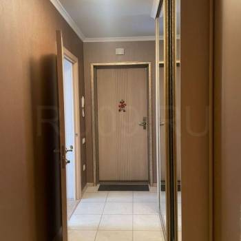 Сдается 2-х комнатная квартира, 79 м²