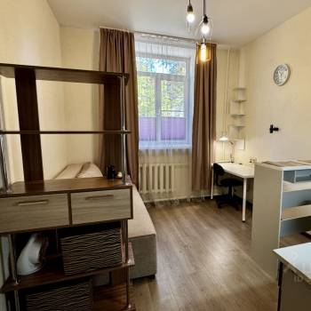 Продается 1-комнатная квартира, 18 м²