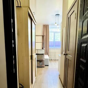 Продается 1-комнатная квартира, 18 м²
