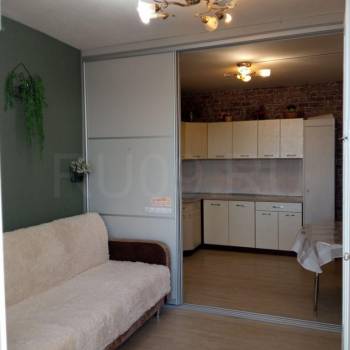 Продается 1-комнатная квартира, 37 м²