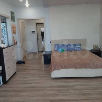 Продается 1-комнатная квартира, 66 м²