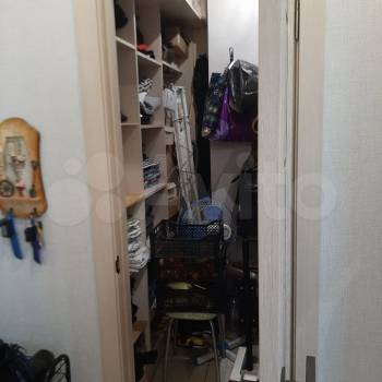 Продается 1-комнатная квартира, 66 м²