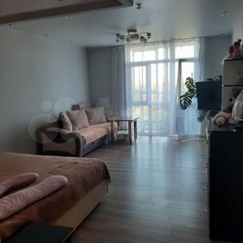 Продается 1-комнатная квартира, 66 м²