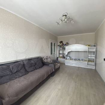 Продается 1-комнатная квартира, 39,5 м²