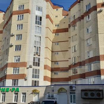 Продается 1-комнатная квартира, 54 м²
