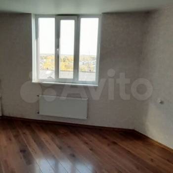 Продается 1-комнатная квартира, 54 м²