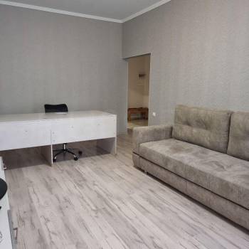 Сдается 1-комнатная квартира, 50 м²