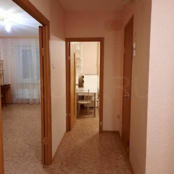 Сдается 1-комнатная квартира, 39 м²