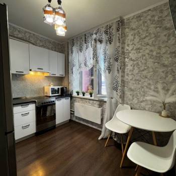 Продается 1-комнатная квартира, 34 м²