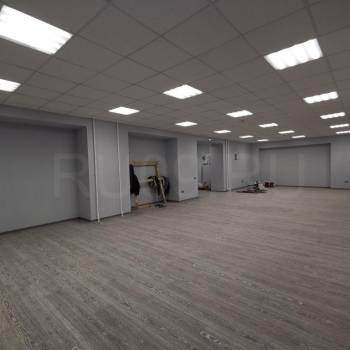 Сдается Нежилое помещение, 218 м²