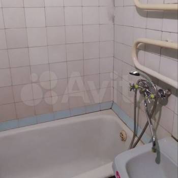 Продается 3-х комнатная квартира, 61,6 м²