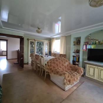 Продается Многокомнатная квартира, 161 м²