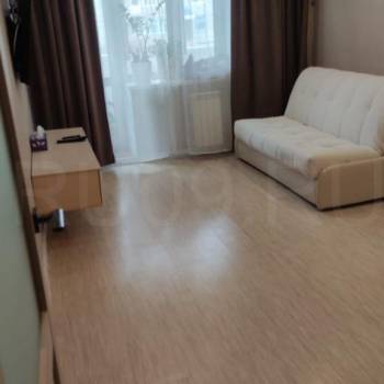 Продается 1-комнатная квартира, 39 м²