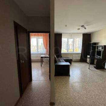 Сдается 1-комнатная квартира, 36 м²