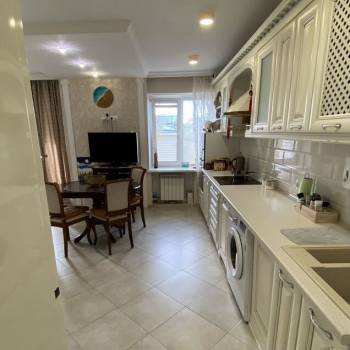 Продается 2-х комнатная квартира, 54 м²