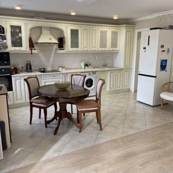 Продается 2-х комнатная квартира, 54 м²