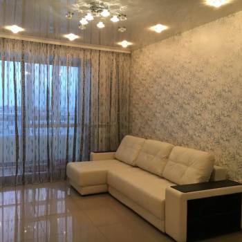 Сдается 1-комнатная квартира, 42 м²