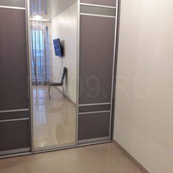 Сдается 1-комнатная квартира, 42 м²