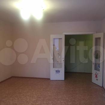Продается 1-комнатная квартира, 48,4 м²