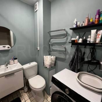 Продается 1-комнатная квартира, 39 м²