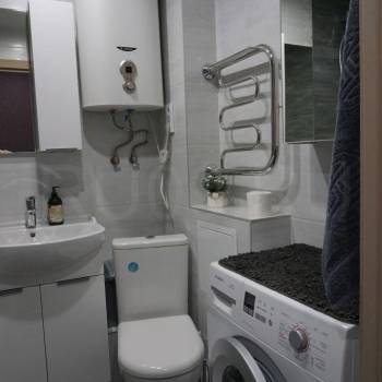 Сдается 1-комнатная квартира, 42 м²